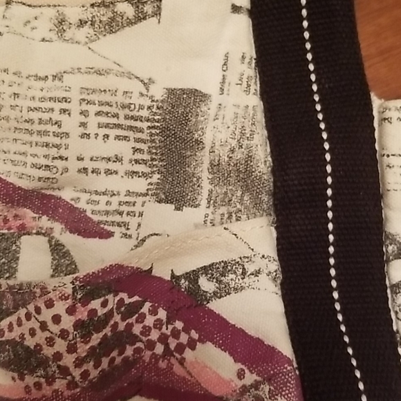 Roxy canvas black and white fun tote!! - Picture 2 of 7